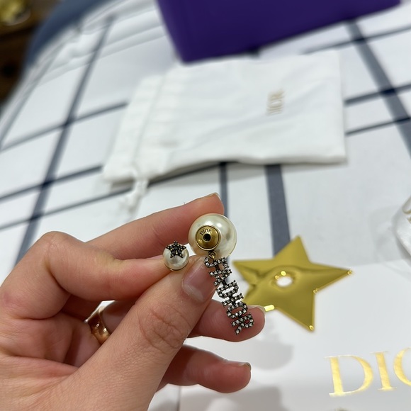 CHRISTIAN DIOR TRIBALES PEARL J'ADIOR CHARM EARRINGS $530 - Picture 5 of 7